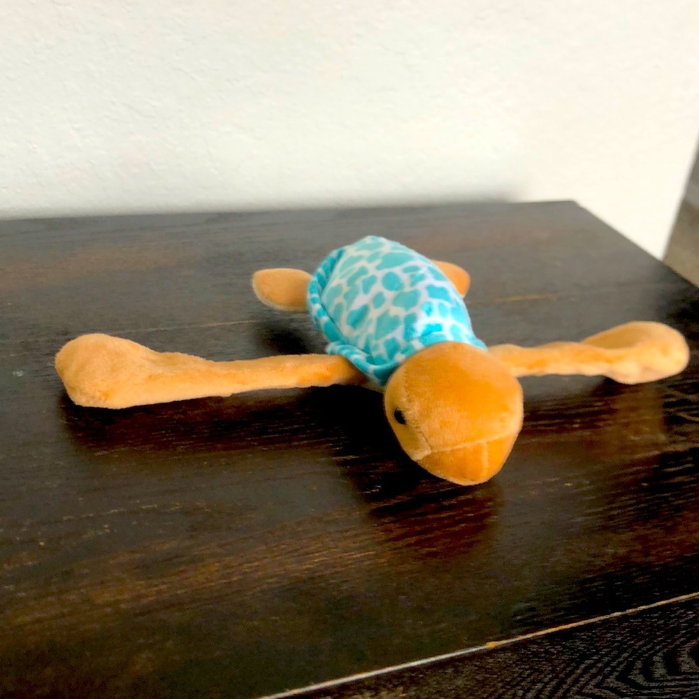 Happy hatchlings buzz turtle Huggable plush toy